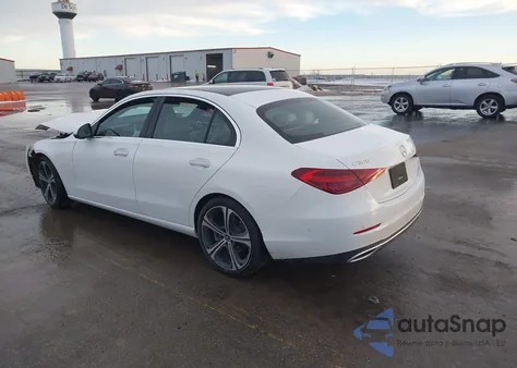 2026 Mercedes-Benz C 300 z USA, uszkodzony, nr VIN W1KAF4HB5TR313163